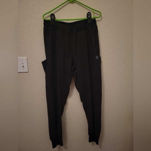 Scrub Set - Picture 4 of 6